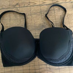 Torrid curve black bra size 40DD